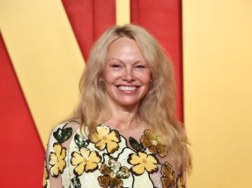 Pamela Anderson bei den Oscars 2024 | © Getty Images / Jamie McCarthy / Staff