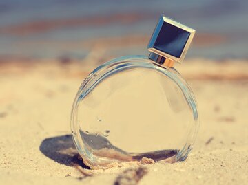 Parfum am Strand | © GettyImages/	Martyna87