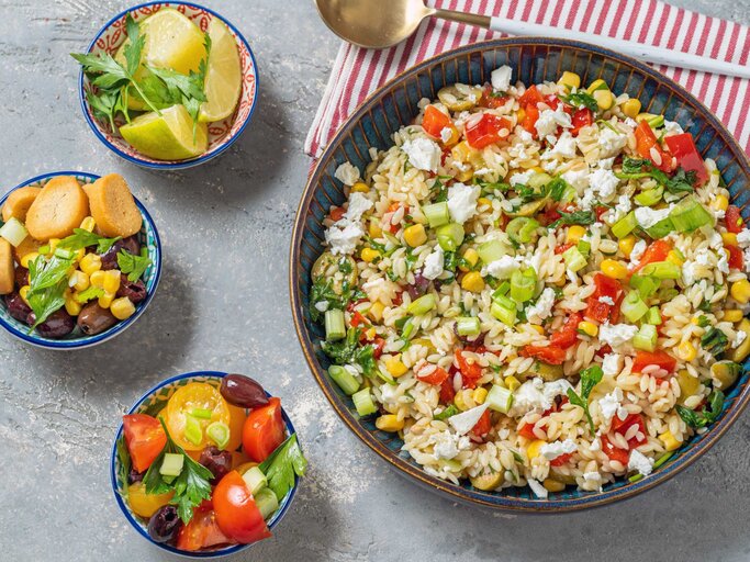 Orzo Salat | © Getty Images/Carlo A