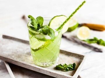 Grüner Cocktail | © Getty Images/Westend61