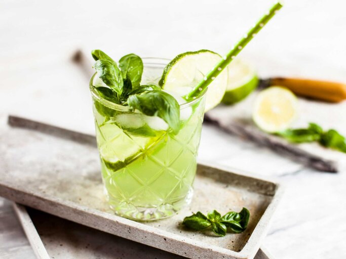 Grüner Cocktail | © Getty Images/Westend61