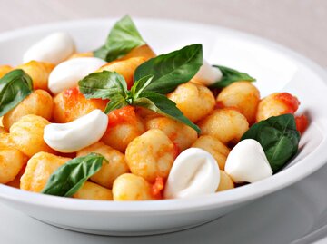 Gnocchi Caprese | © Getty Images/Foodstock / 500px