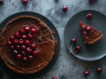 Schoko-Kirschkuchen | © Getty Images/Daria Zlodyushkina