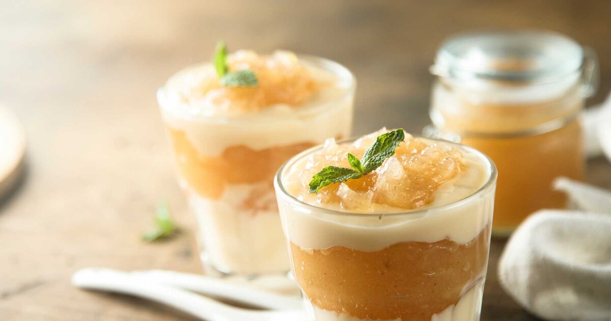 Herbstlicher Genuss im Glas: Apfel-Walnuss-Quark-Dessert zum Verlieben