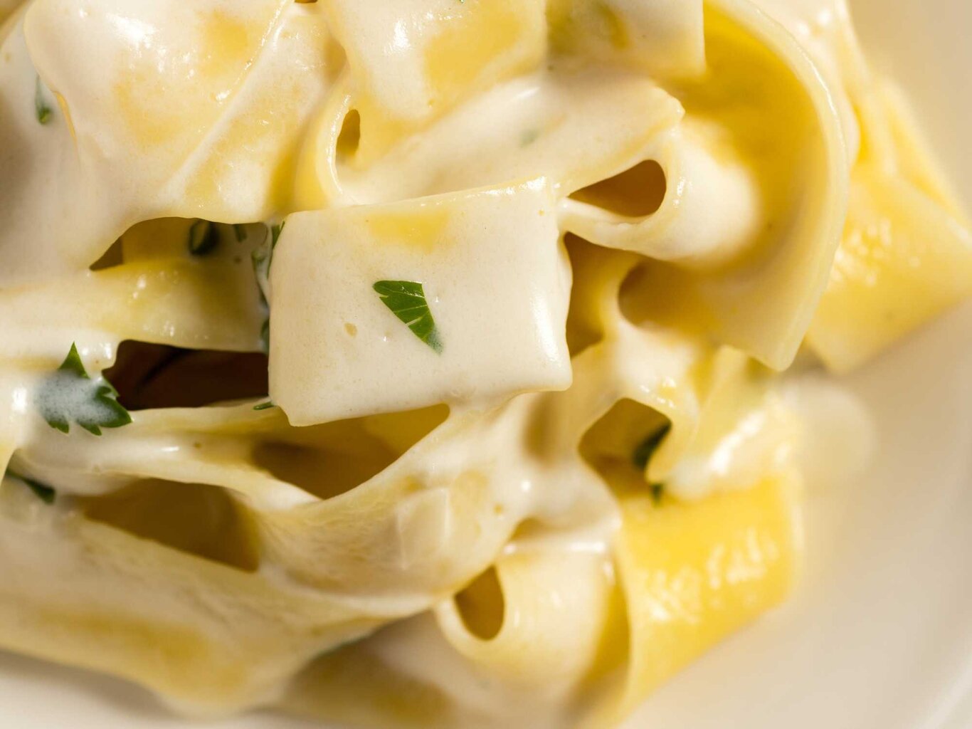 Geniale Resteverwertung: Pasta mit cremiger Raclette-Soße