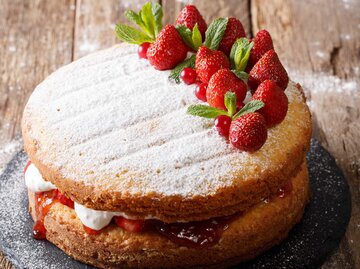 Victoria Sponge Cake | © Adobe Stock/FomaA