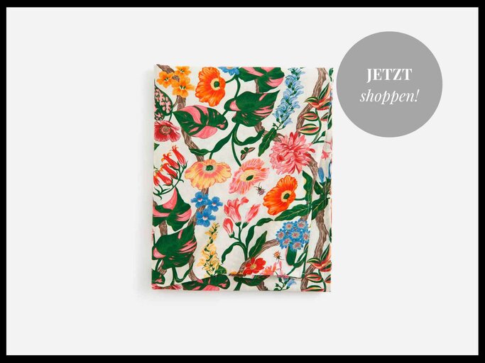 Tischdecke mit Blumenprint von H&M | © H&M