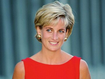 Lady Diana in einem roten Kleid | © Getty Images/Tim Graham