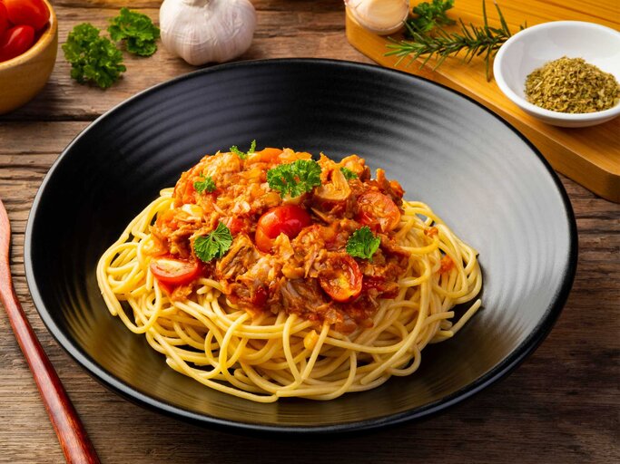 Klassiker mal anders: Thunfisch-Bolognese