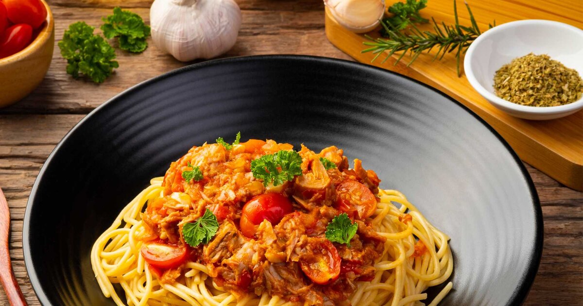 Klassiker mal anders: Thunfisch-Bolognese