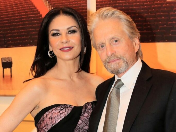 Catherine Zeta-Jones und Michael Douglas | © Getty Images | Al Pereira