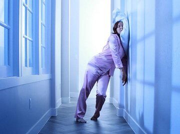 Schlafwandelnde Frau | © Getty Images | C.J. Burton