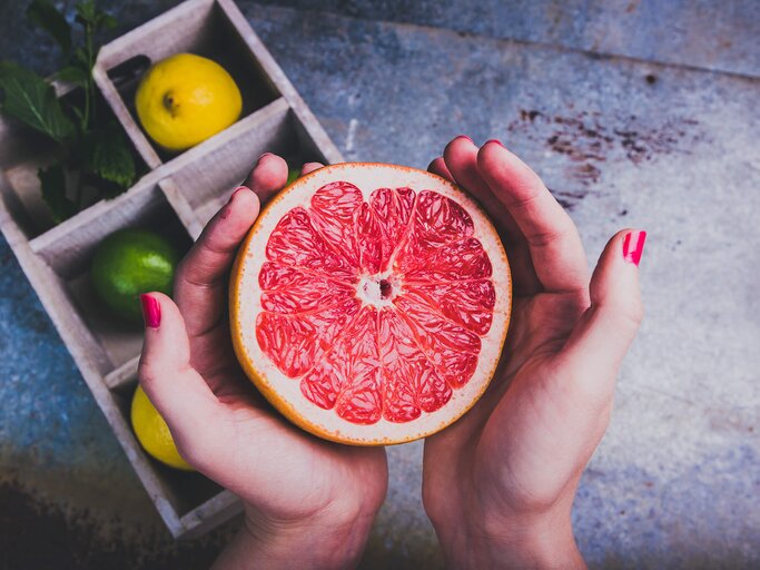 Grapefruit | © iStock | npdesignde