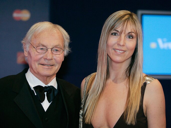 Tanja Valérien mit ihrem berühmten Vater, der Sportreporterlegende Harry Valérien  | © Getty Images | Jan Pitman