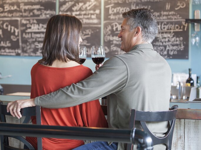 Frau und Mann bei einem Date | © Getty Images/Jetta Productions Inc